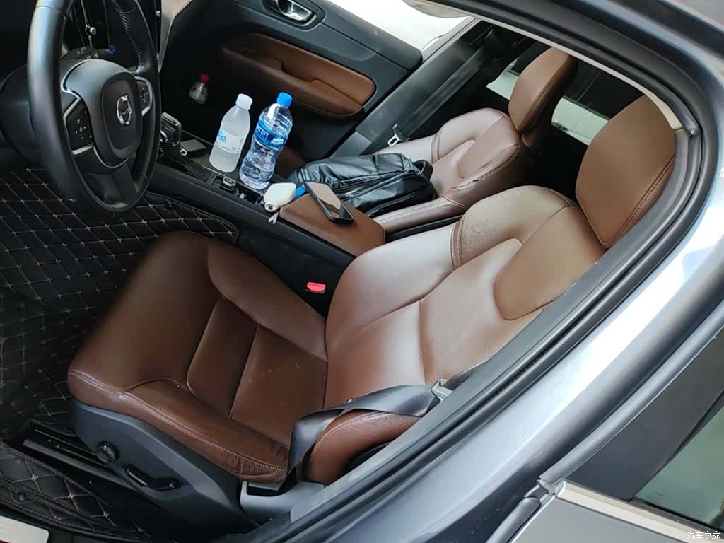 Volvo XC60, 2019 15