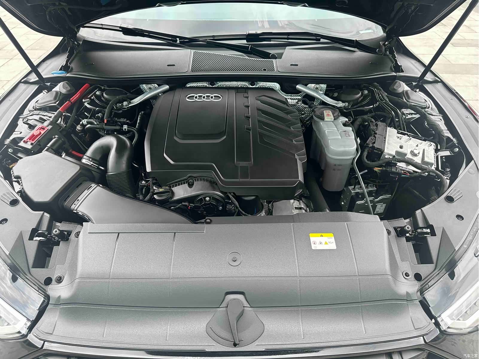 Audi A7L, 2024 28