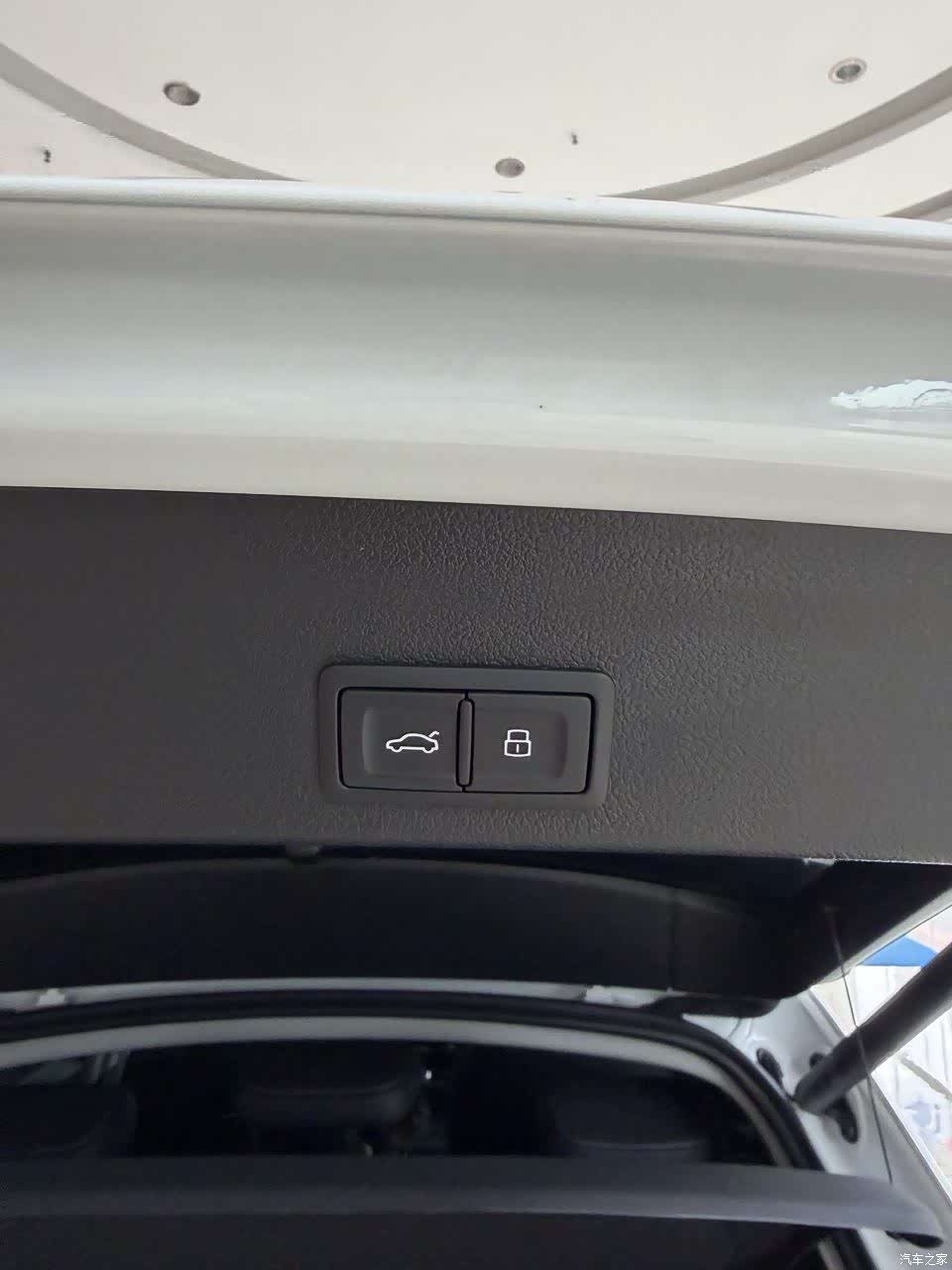 Audi Q3, 2023 8