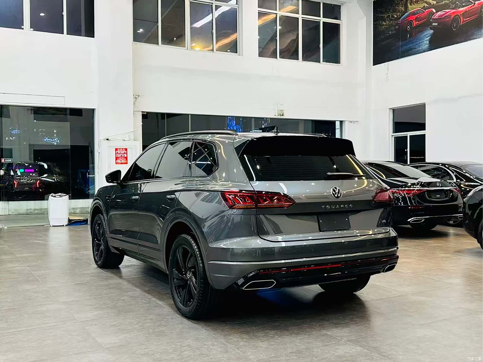 Volkswagen Touareg, 2023 4