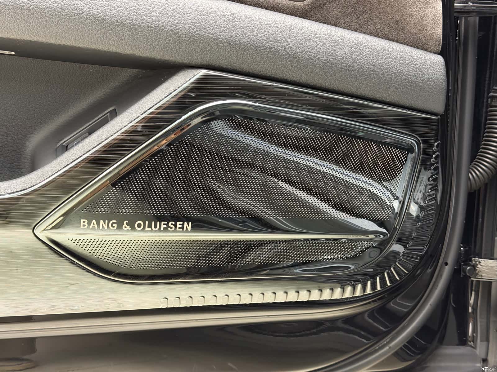 Audi A8L, 2019 30