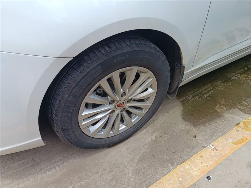Roewe Ei5