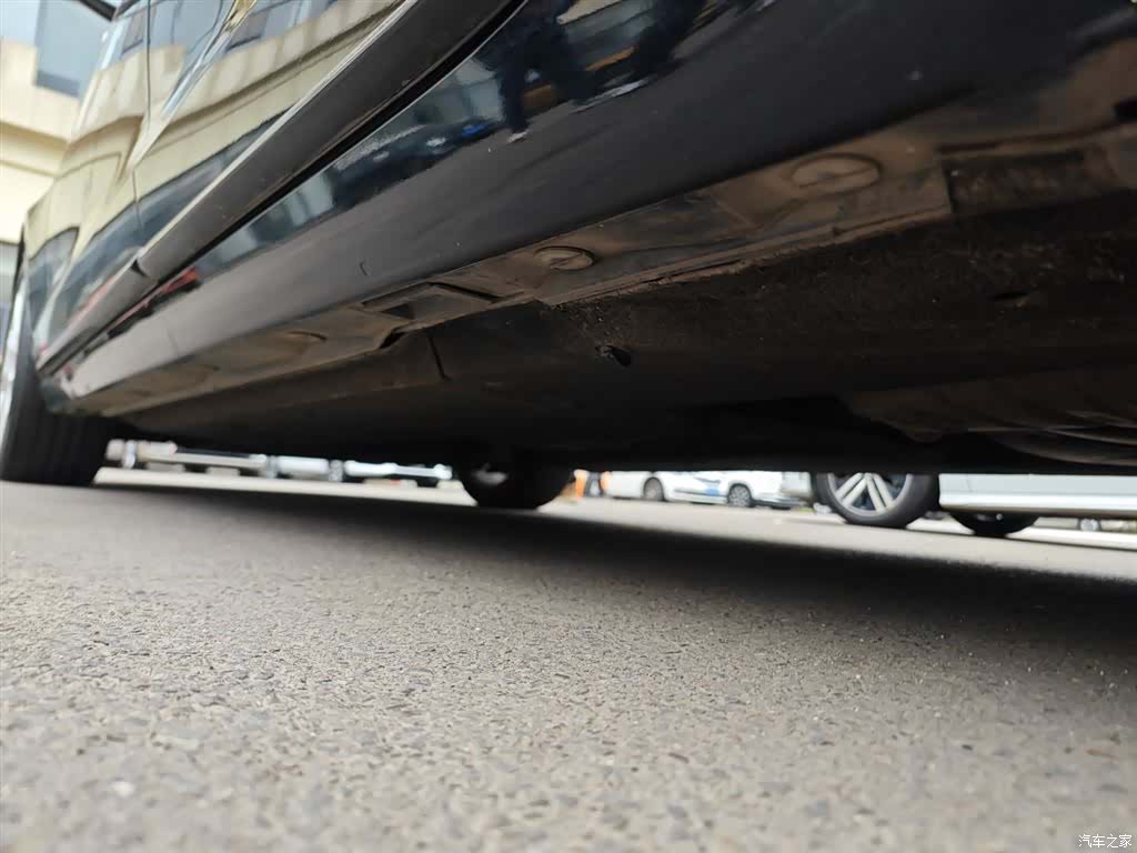 Audi A6L, 2014 22