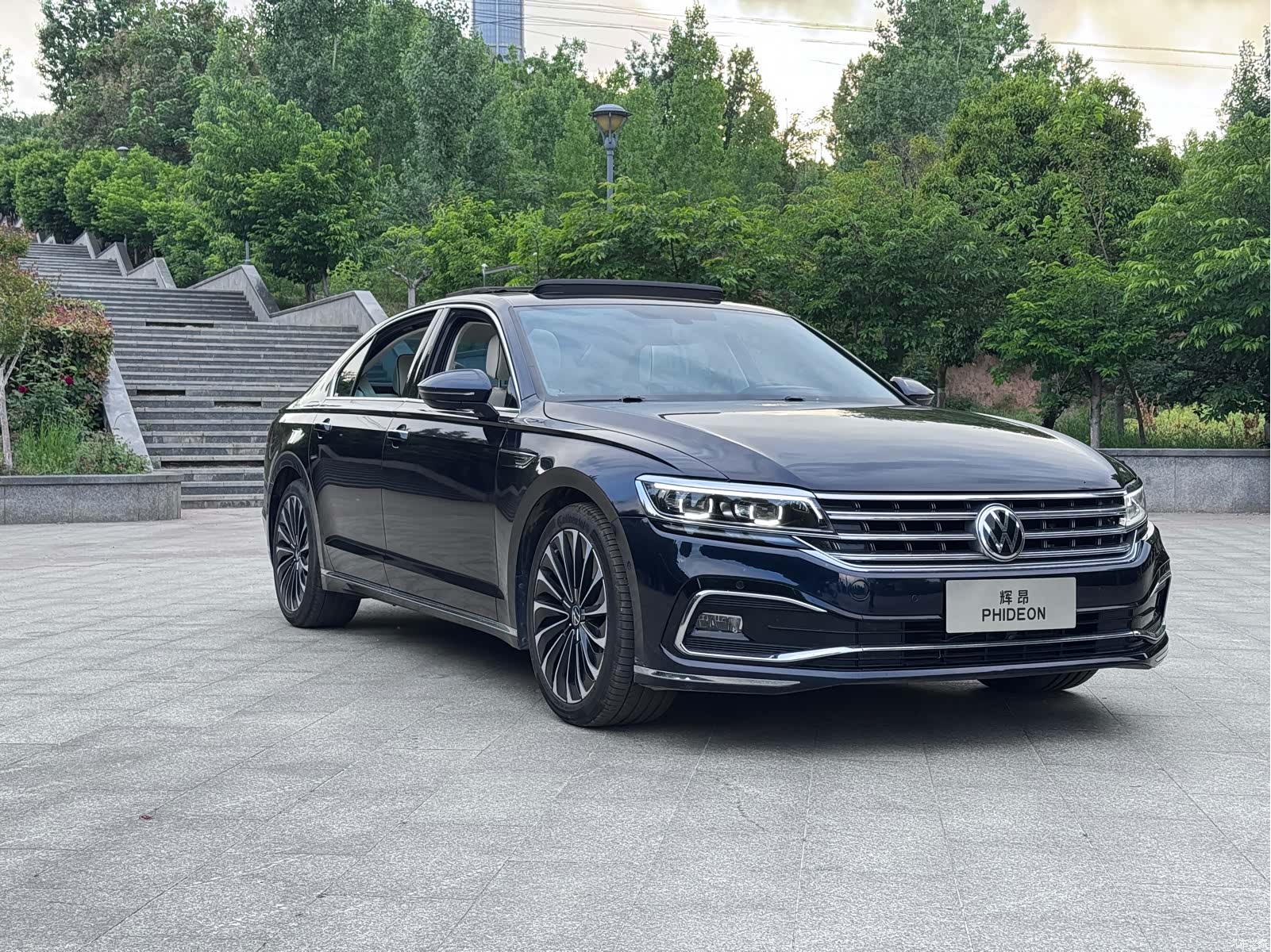 Volkswagen Phideon, 2021 1