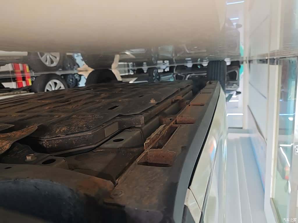 BYD Dolphin, 2023 21