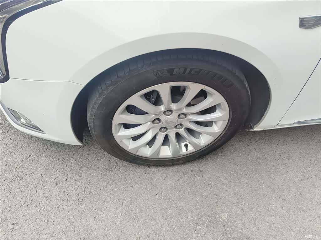 Cadillac XTS, 2019 23