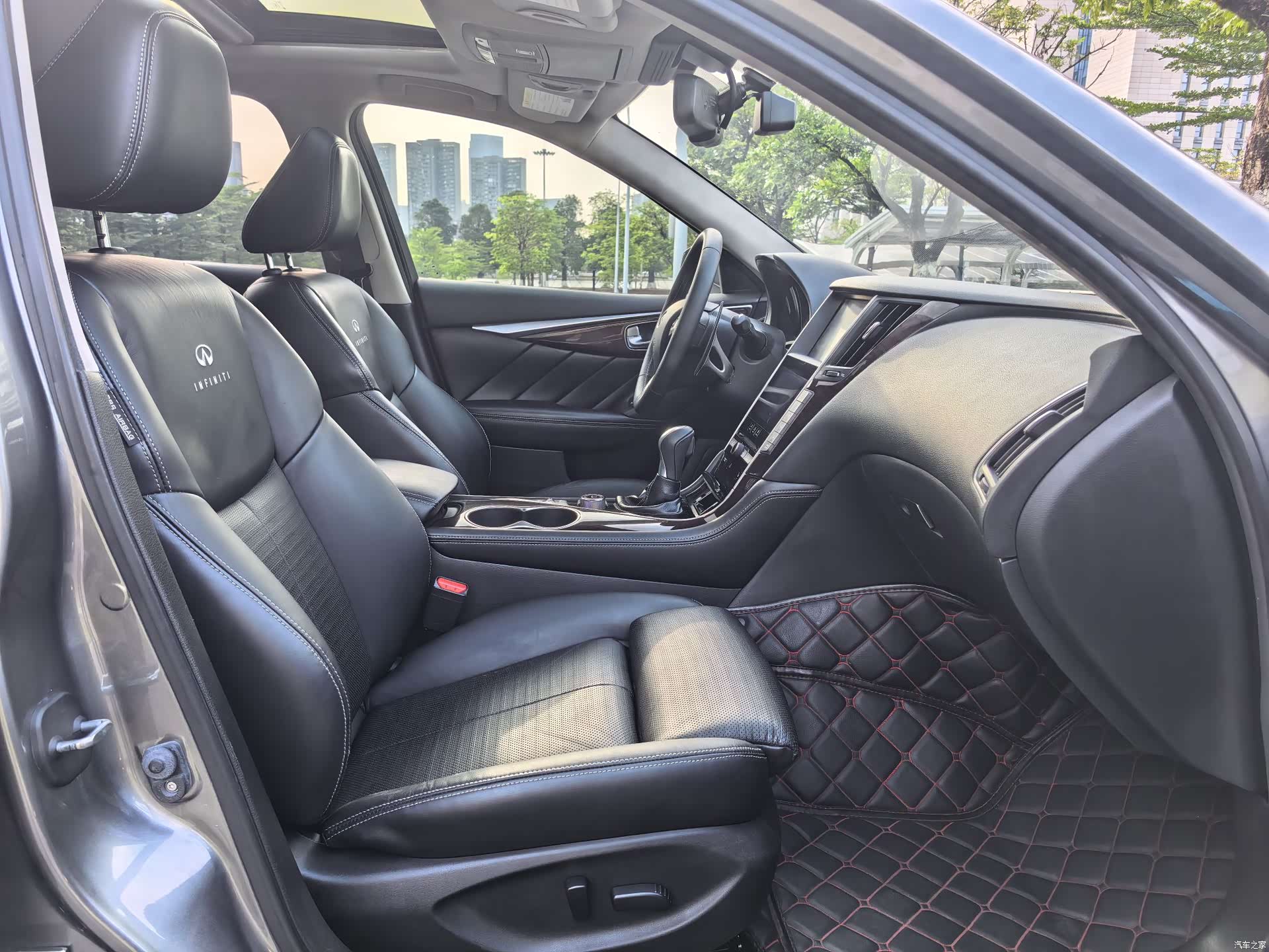 Infiniti Q50L, 2015 12