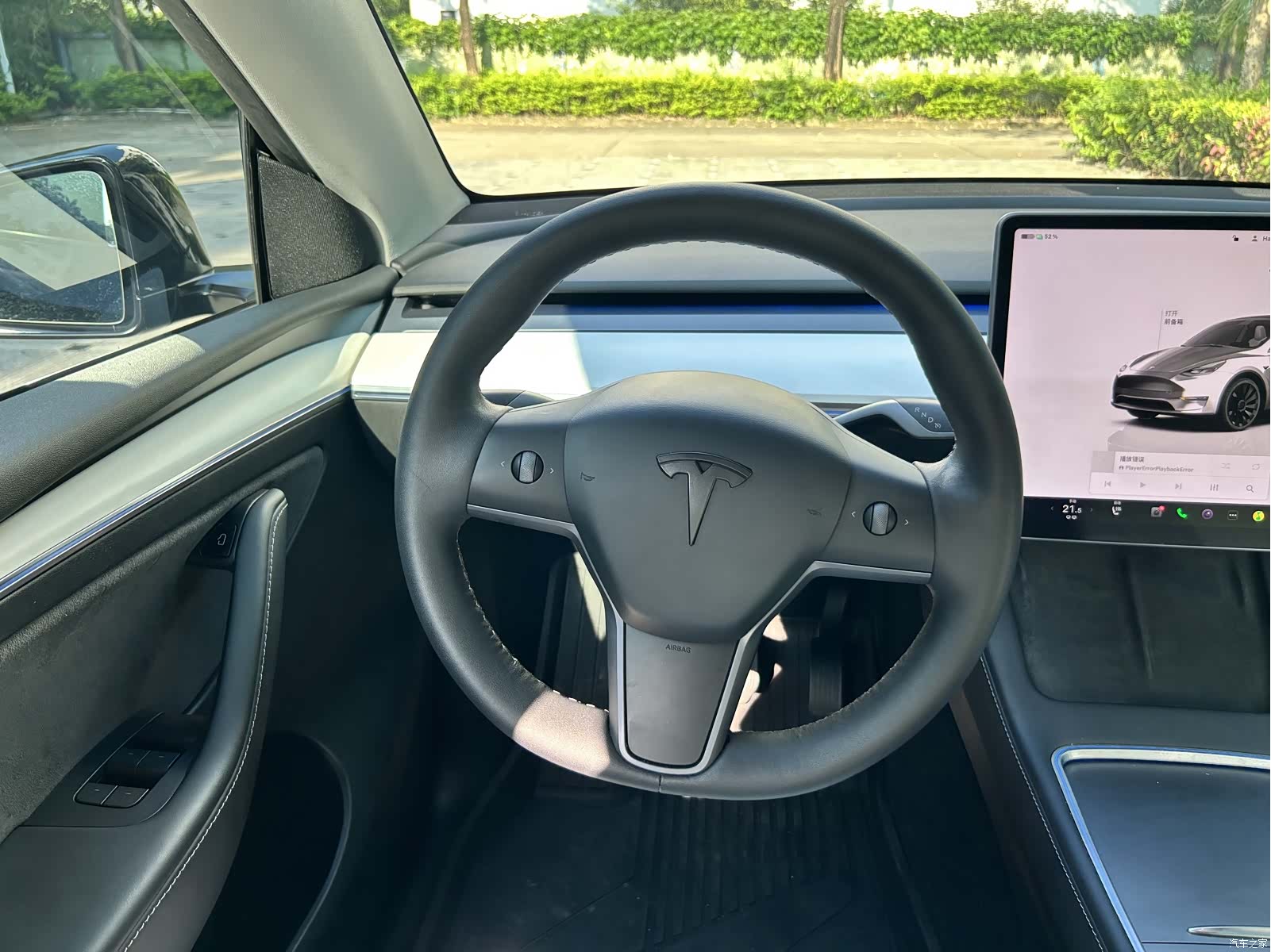 Tesla Model Y, 2022 10