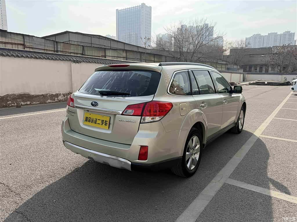 Subaru Outback, 2011 15