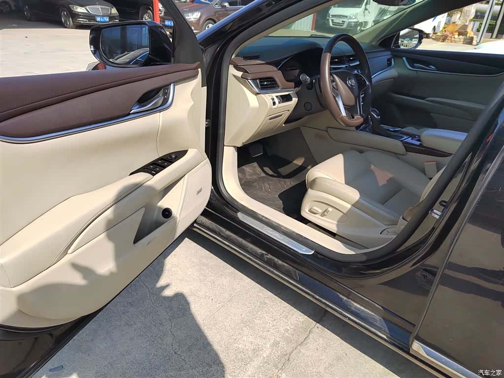 Cadillac XTS, 2015 12