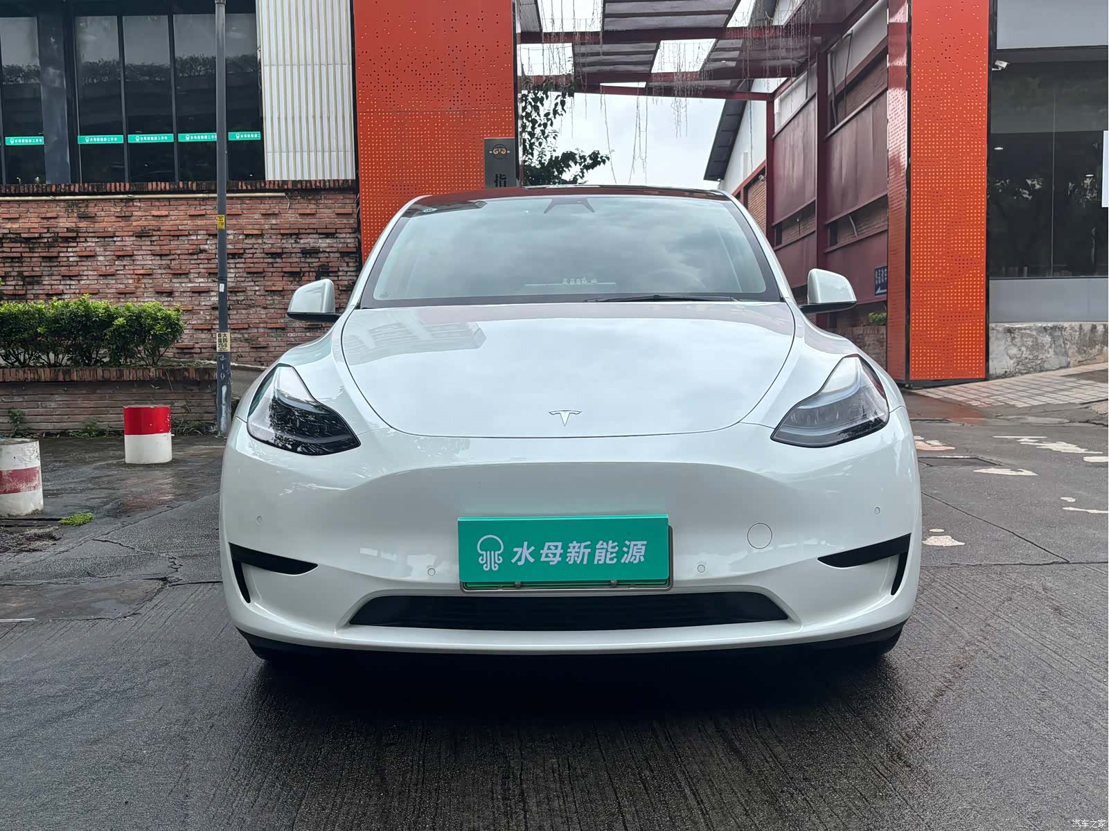 Tesla Model Y, 2022 2