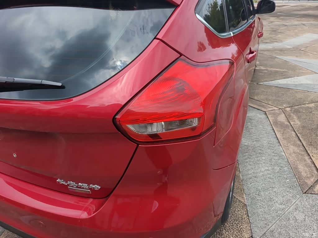 Ford Focus, 2016 8