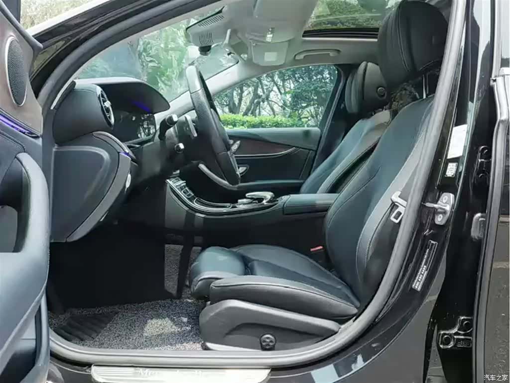 Mercedes-Benz E-Class, 2016 4