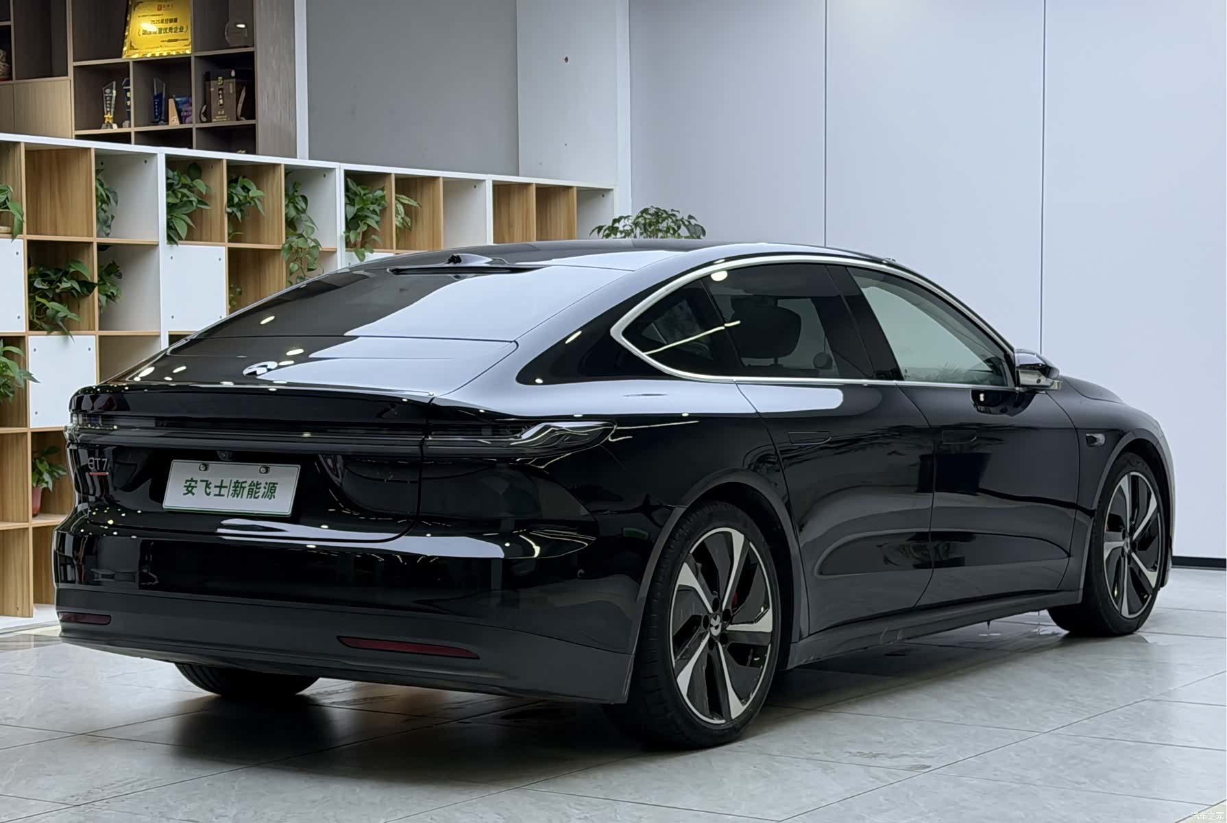 NIO ET7, 2023 11