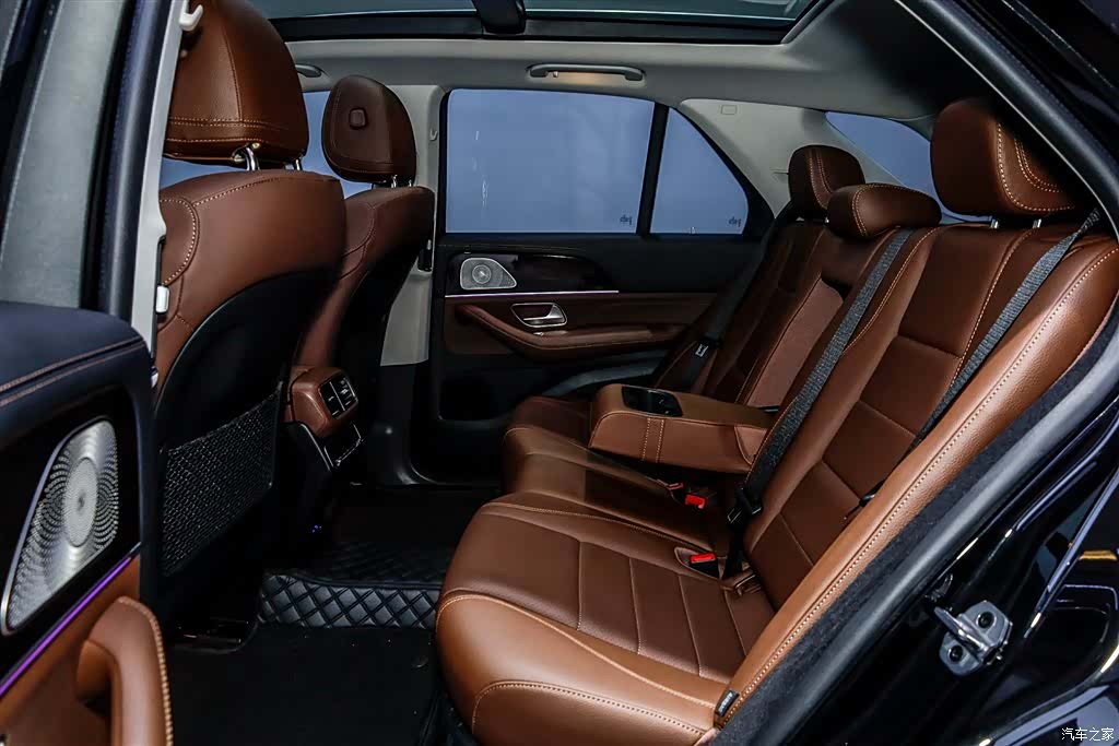 Mercedes-Benz GLE, 2023 34