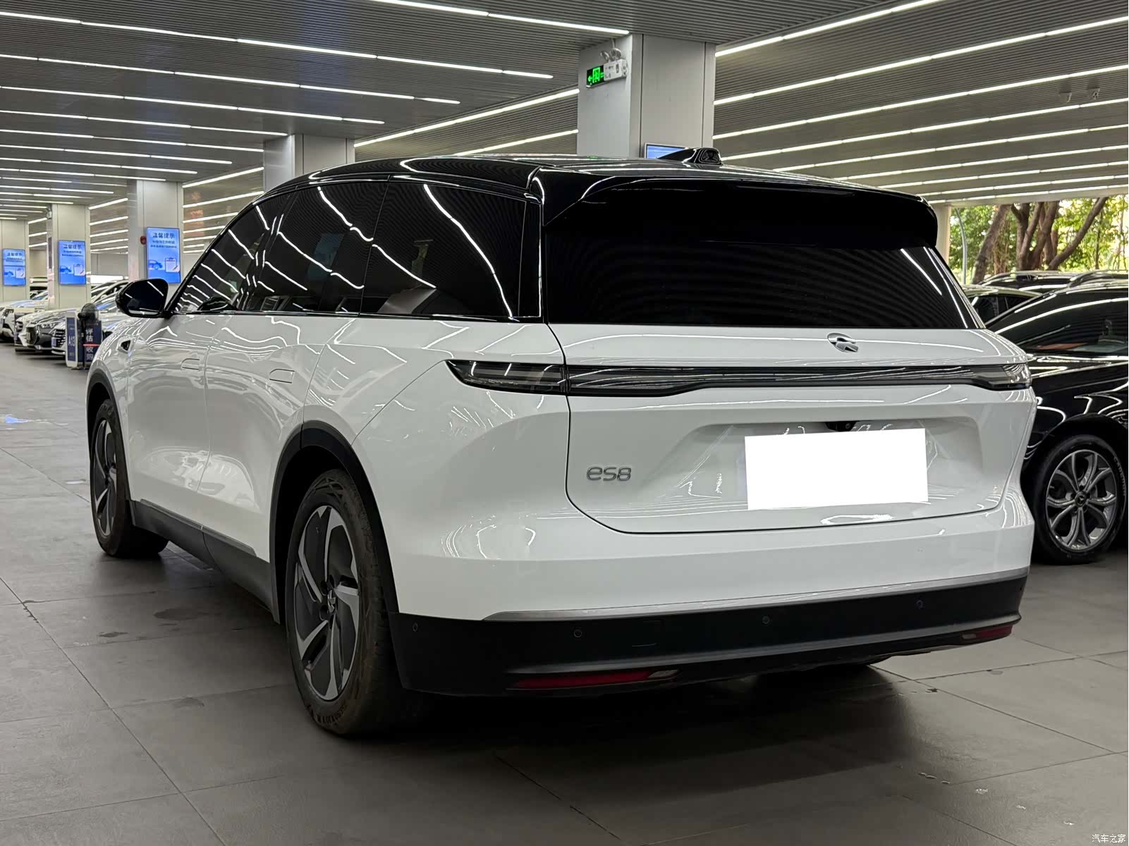 NIO ES8, 2024 6