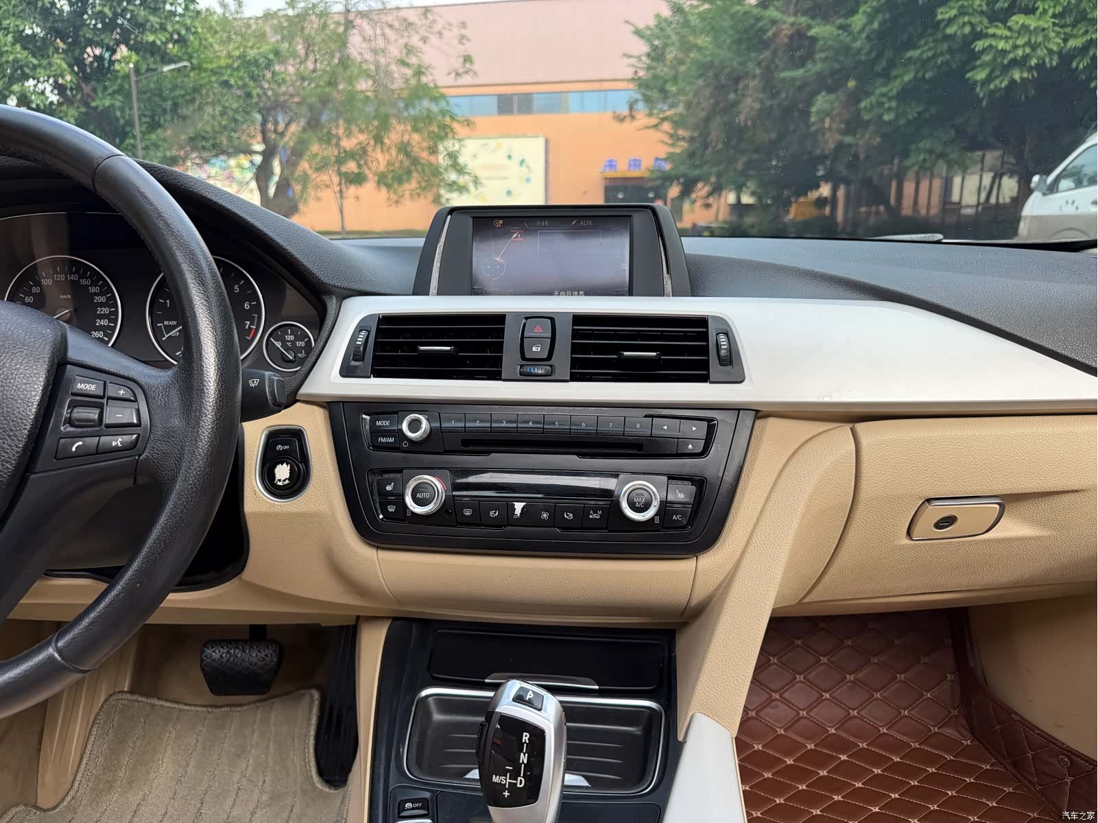 BMW 3 Series, 2015 14