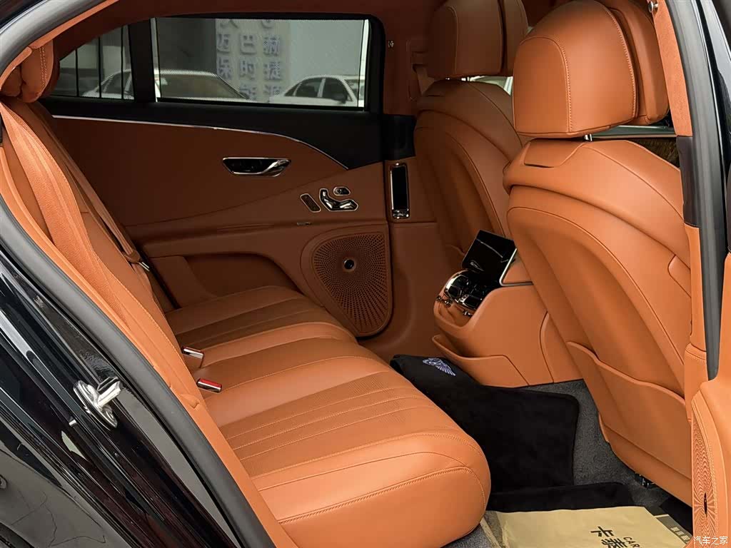 Bentley Flying Spur, 2021 7