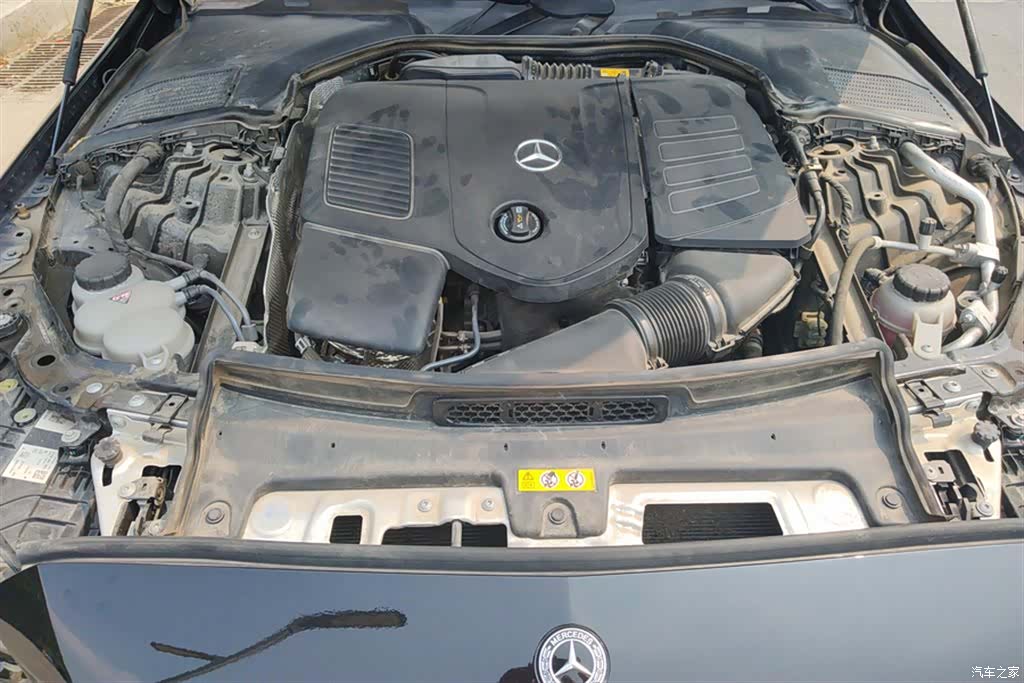 Mercedes-Benz C-Class, 2023 10
