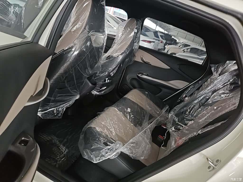 BYD Dolphin, 2026 17