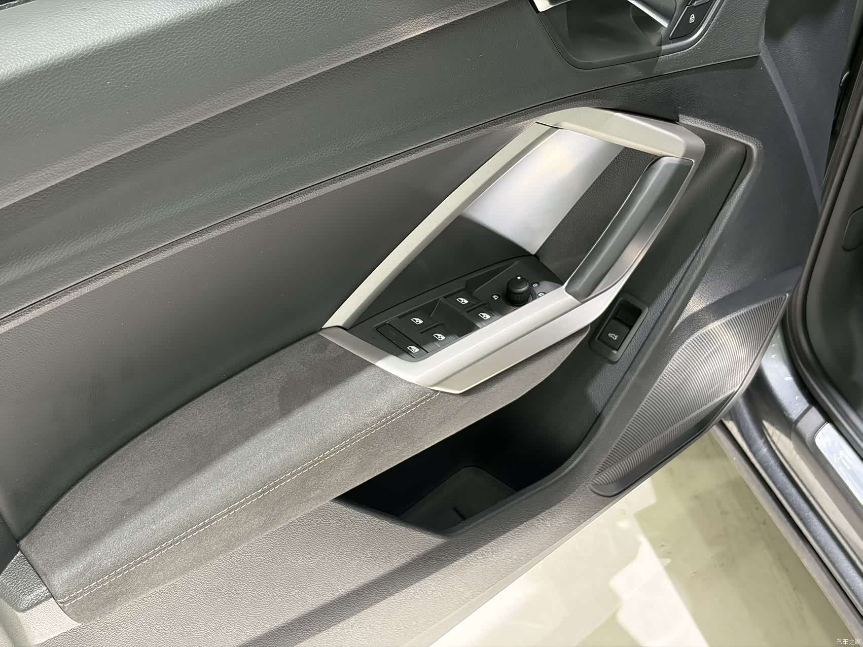 Audi Q3, 2023 11