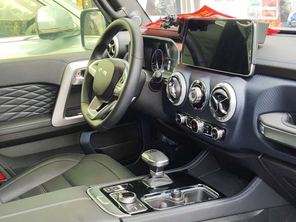 Beijing BJ40