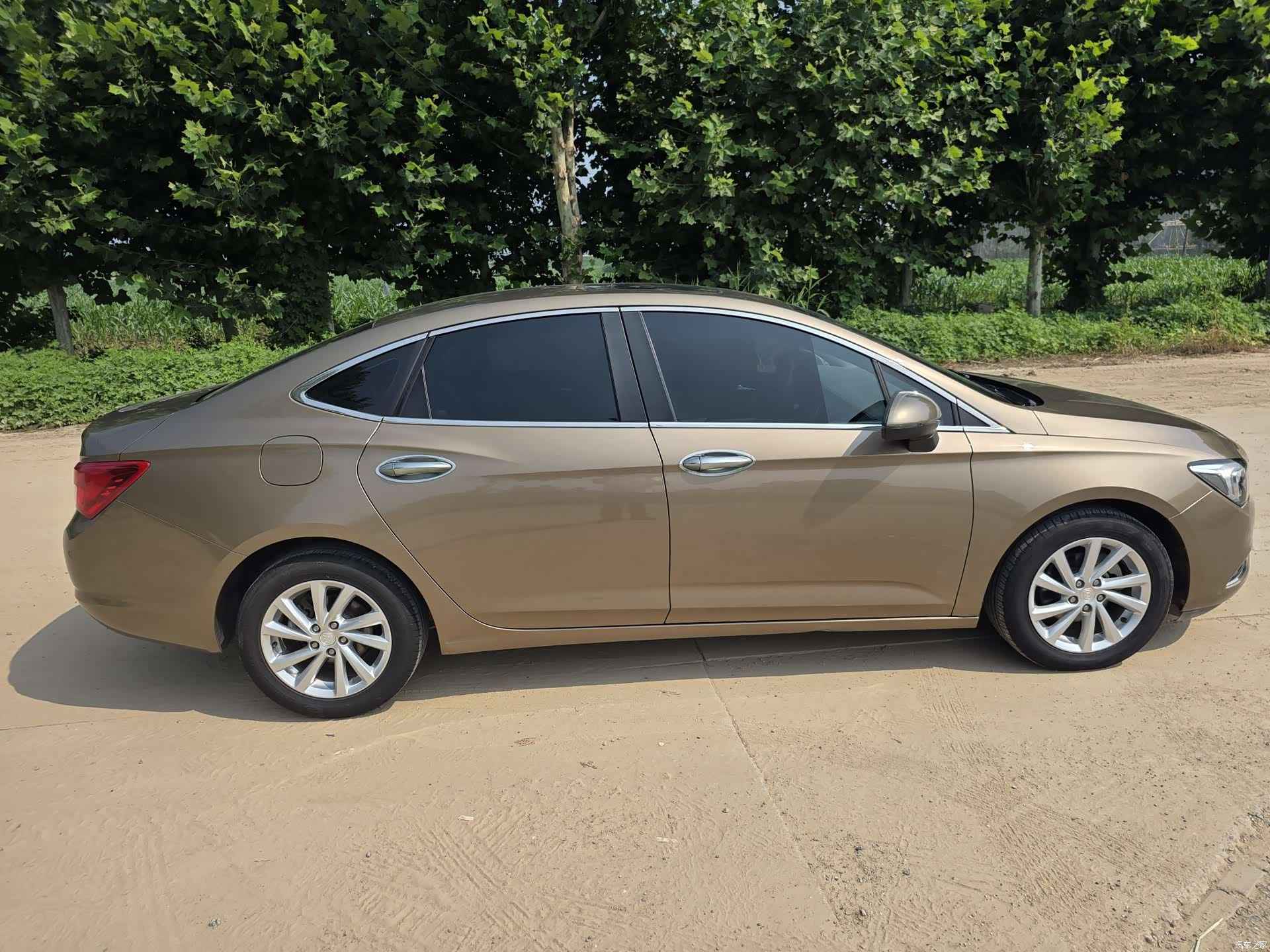 Buick Verano, 2017 4