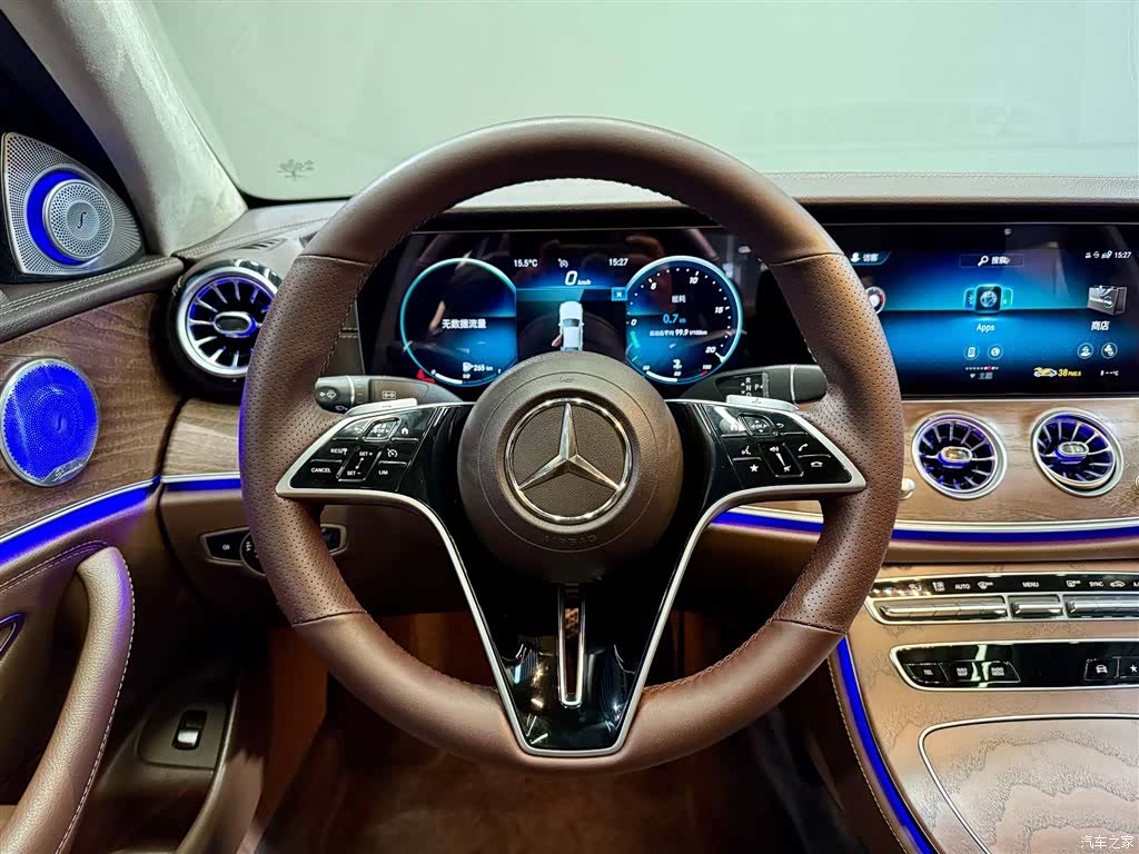 Mercedes-Benz E-Class, 2022 15
