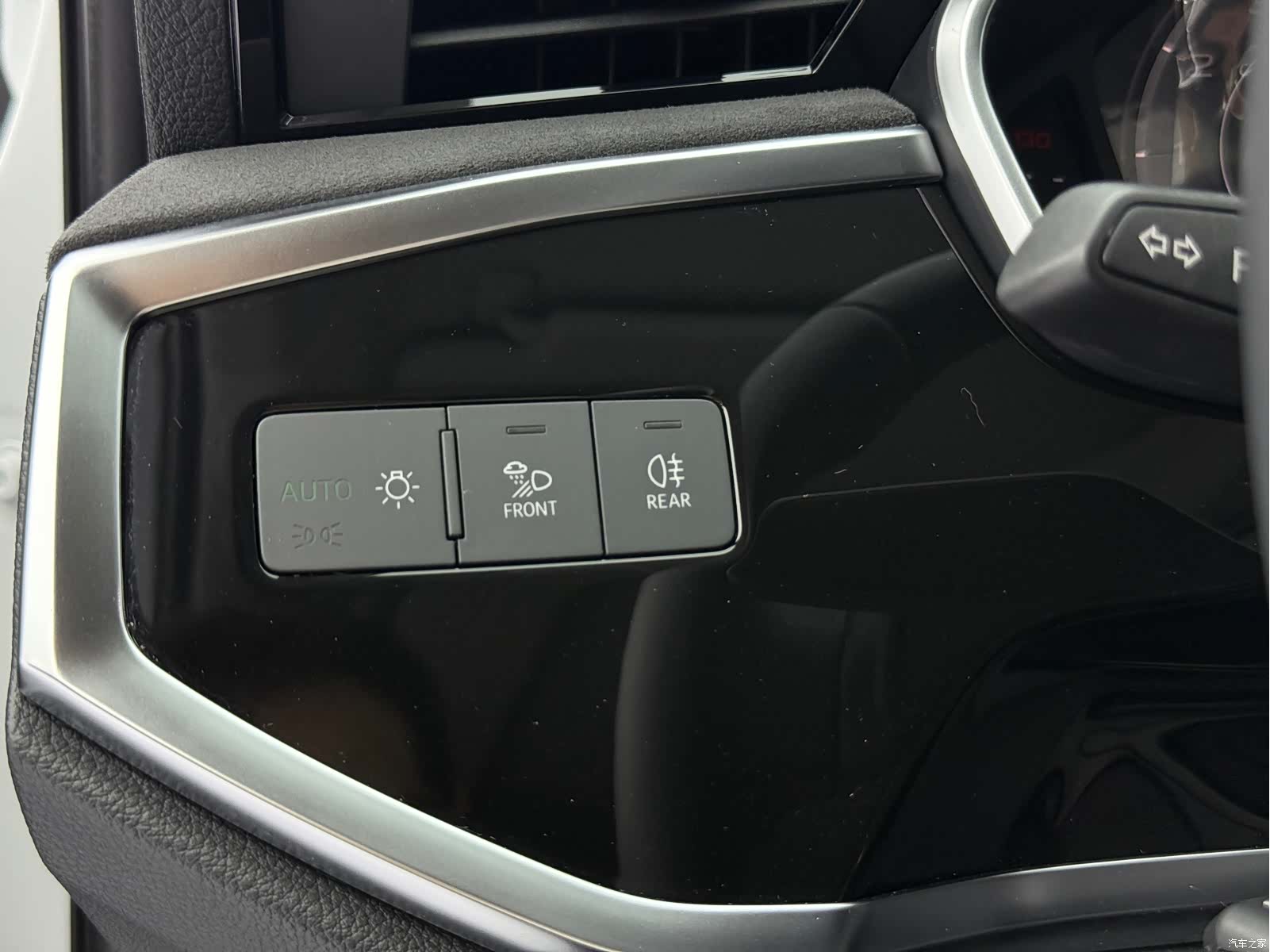 Audi Q3, 2023 20