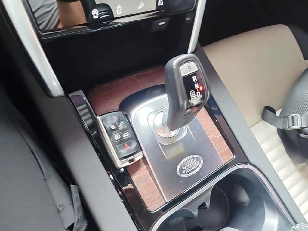 Land Rover Discovery, 2021 14