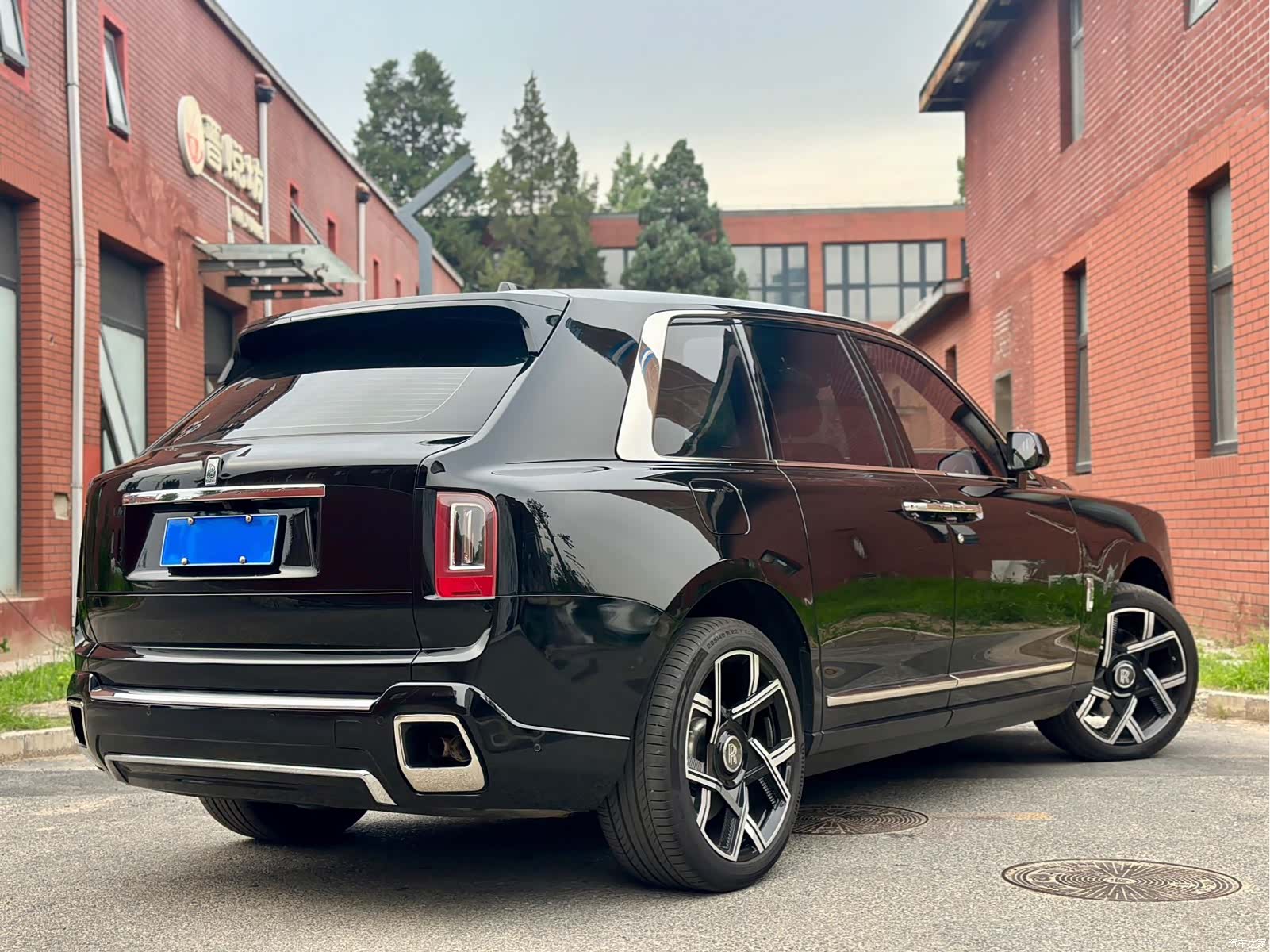 Rolls-Royce Cullinan, 2019 9