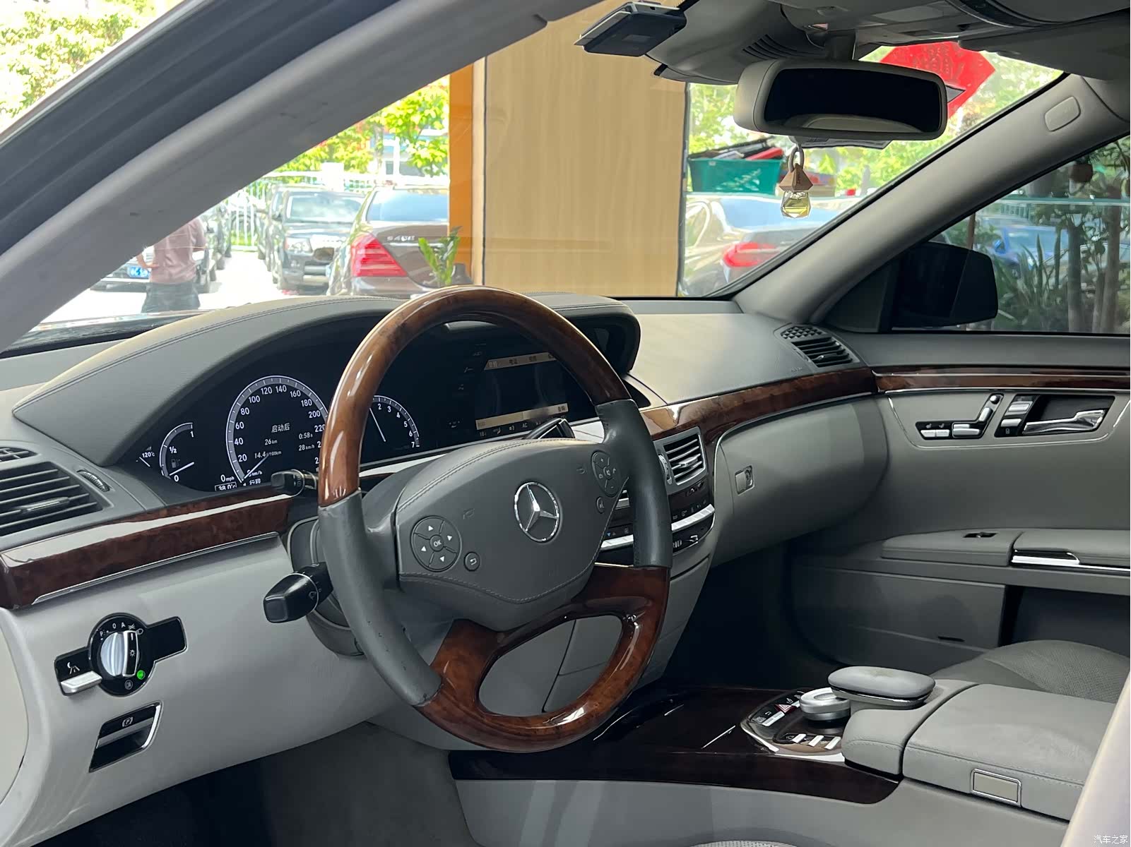 Mercedes-Benz S-Class, 2010 20