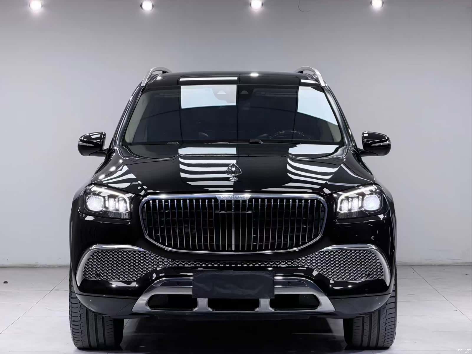 Maybach GLS, 2022 1