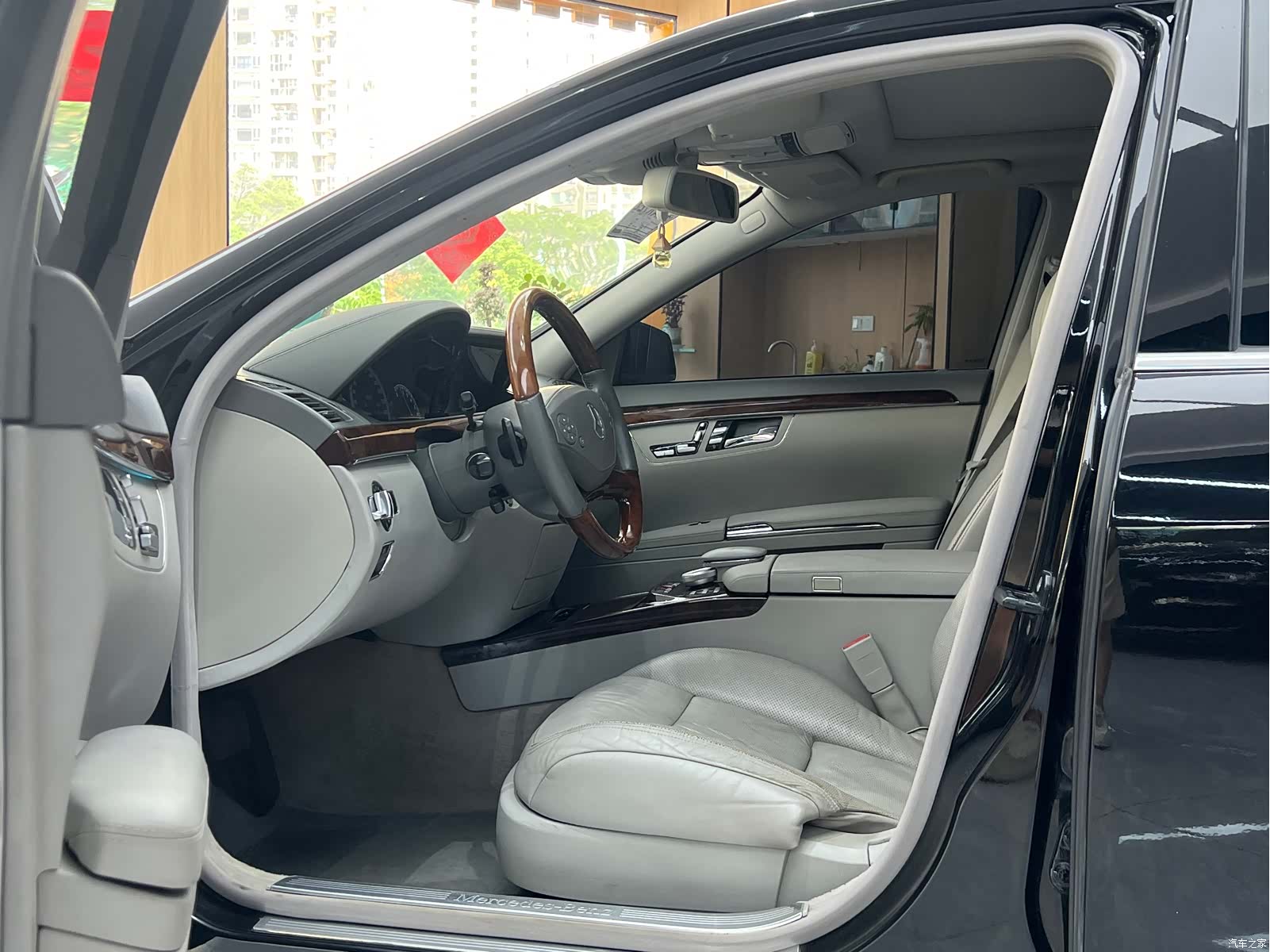 Mercedes-Benz S-Class, 2010 7
