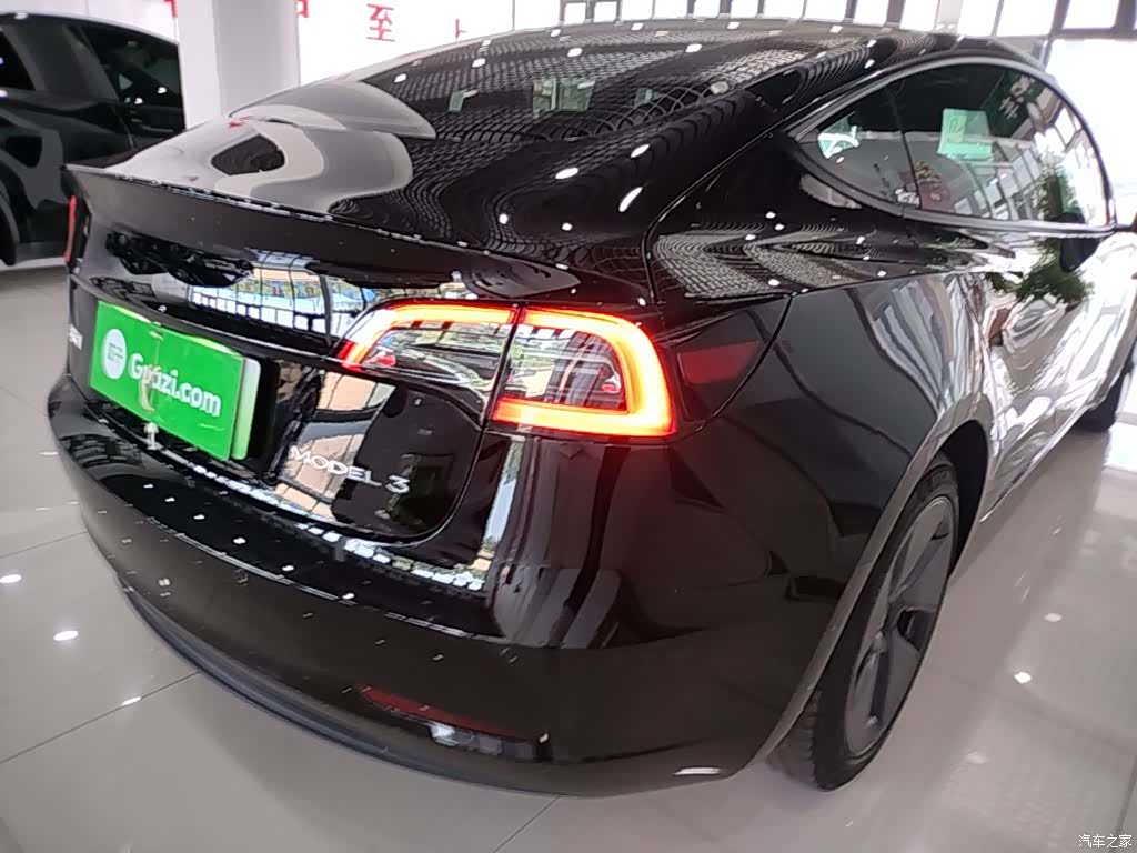Tesla Model 3, 2022 8