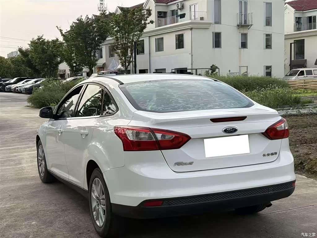 Ford Focus, 2014 13