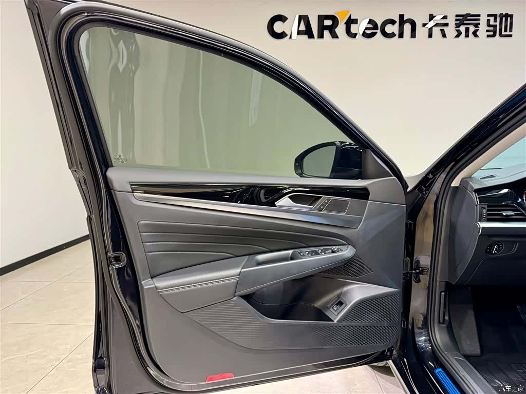 Volkswagen Passat, 2025 18