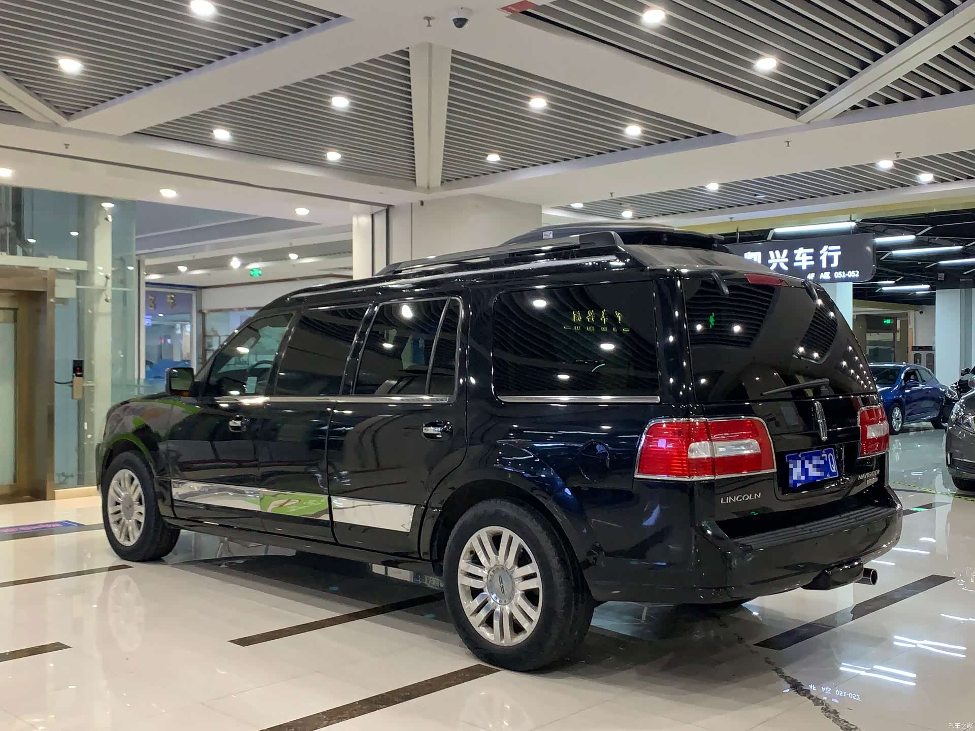 Lincoln Navigator, 2013 6