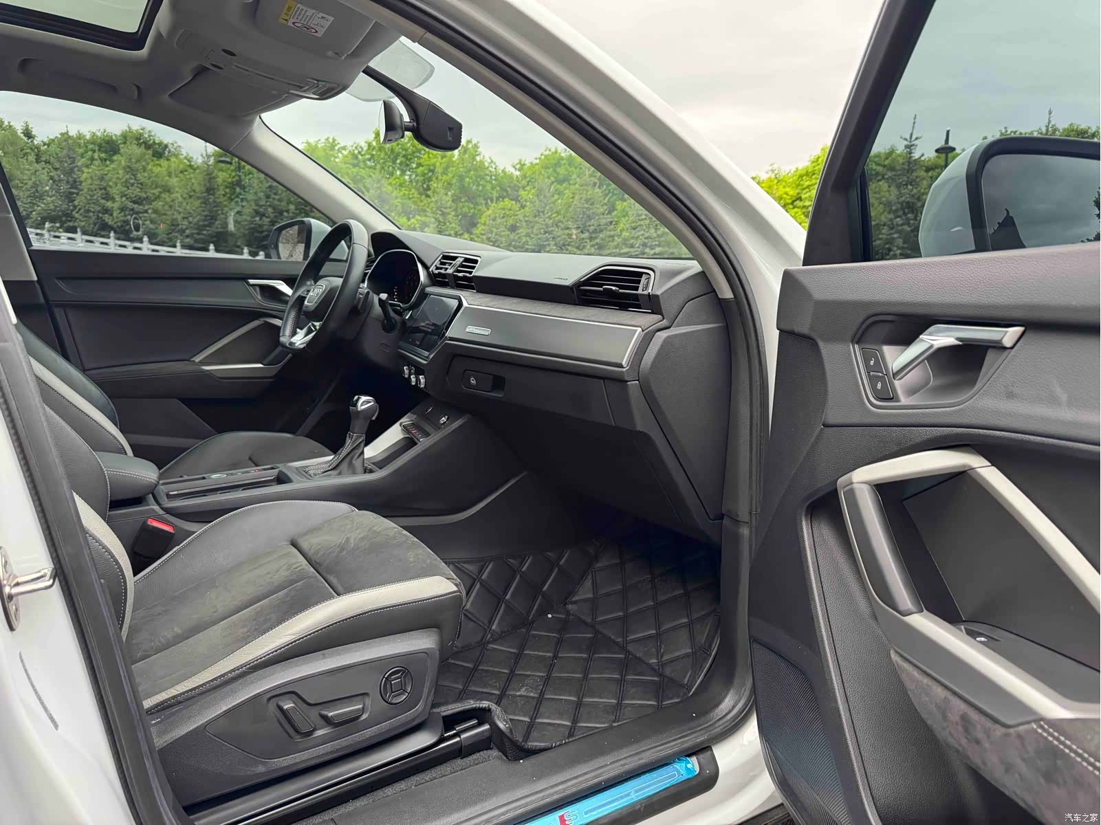 Audi Q3, 2021 9