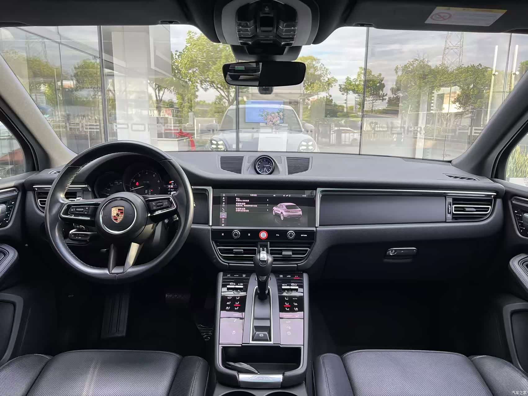 Porsche Macan, 2023 10