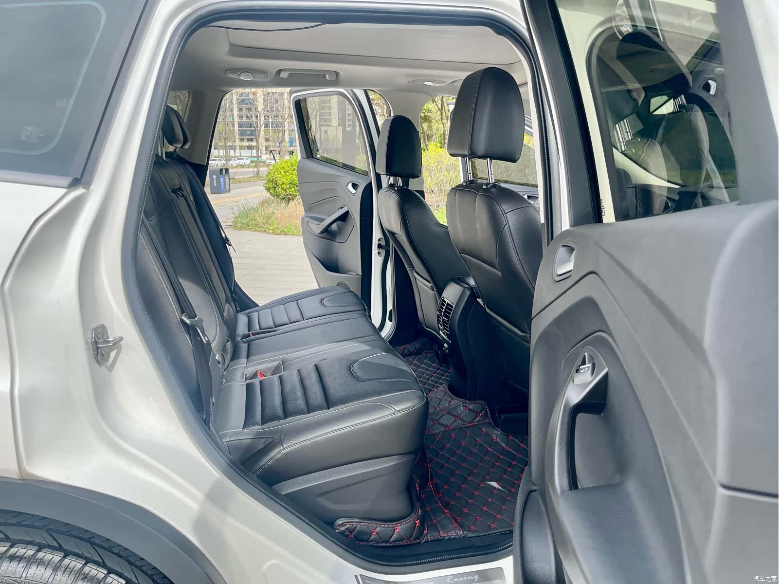 Ford Kuga, 2016 15