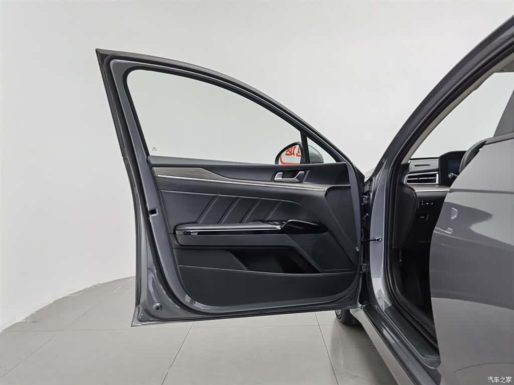 Kia K5, 2021 8