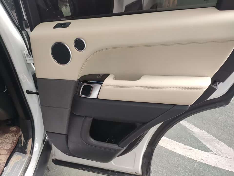 Land Rover Range Rover Sport Land Rover Range Rover Sport