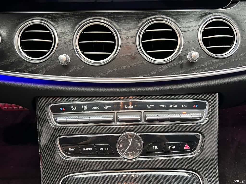 Mercedes-Benz E-Class, 2018 11