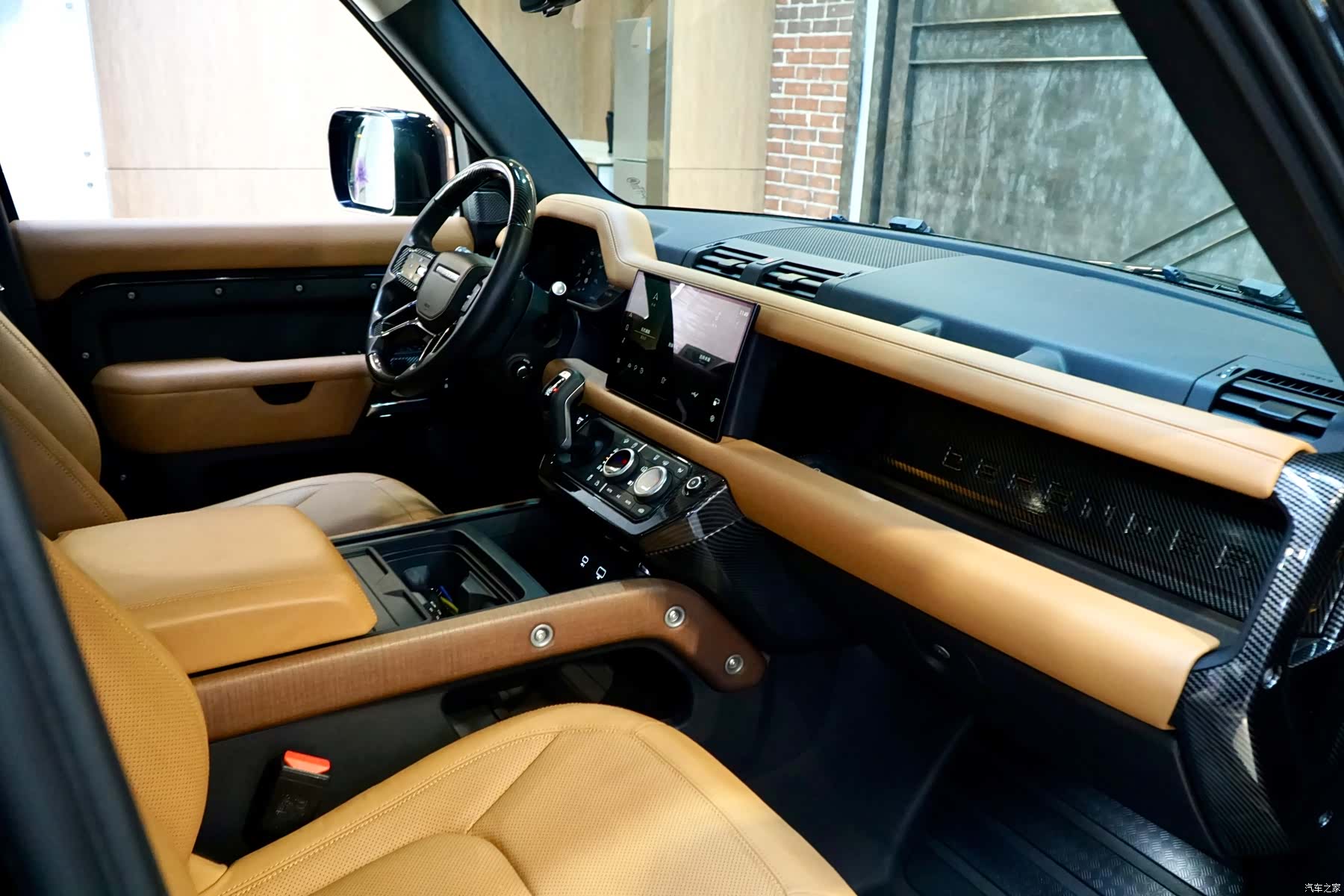 Land Rover Defender, 2022 16
