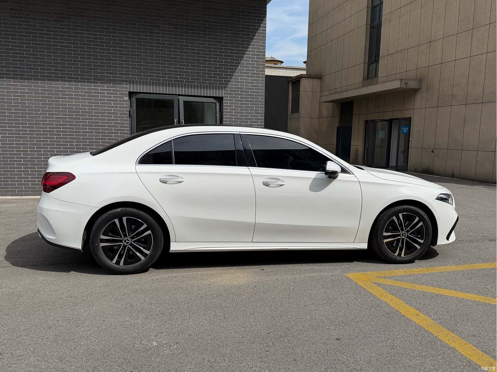 Mercedes-Benz A-Class, 2023 19