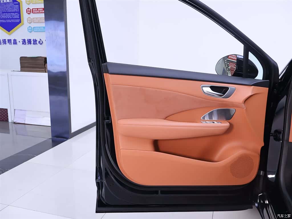 SAIC ShangJie H5, 2025 18