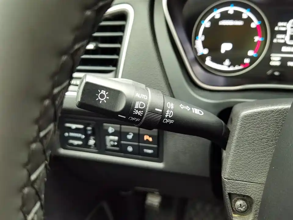Geely Vision X6