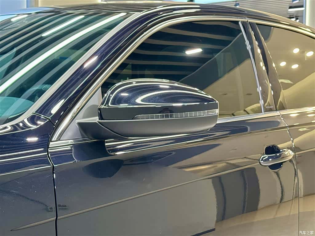 Volkswagen Passat, 2025 13