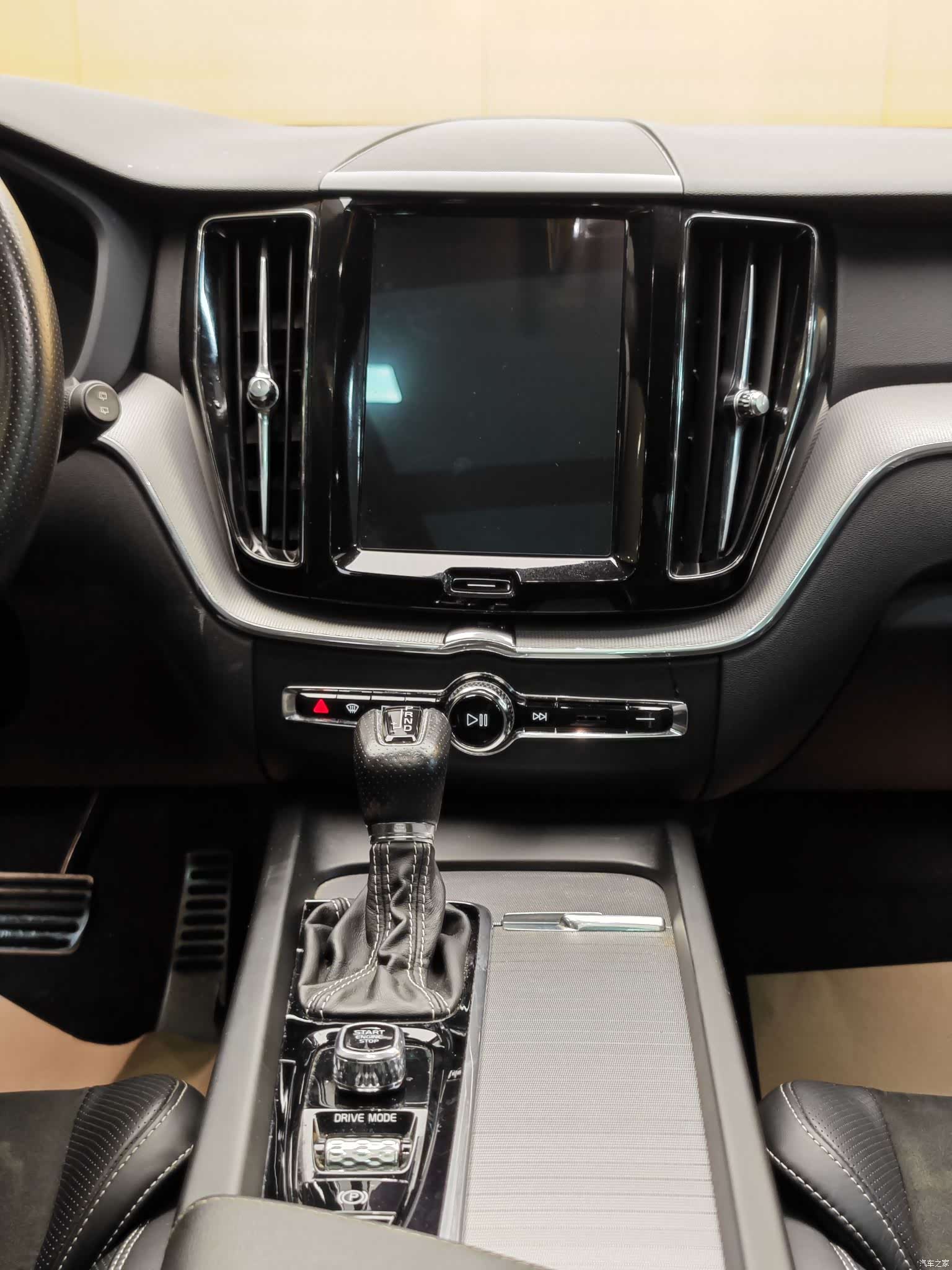 Volvo XC60, 2018 19